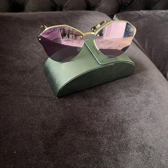 Prada | Accessories | Prada Women Sunglasses Weared One Time  display picture 2